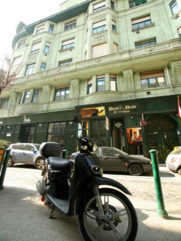 Club Apartments & Rooms Budapest Room photo