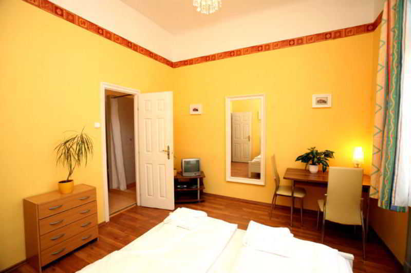 Club Apartments & Rooms Budapest Exterior photo